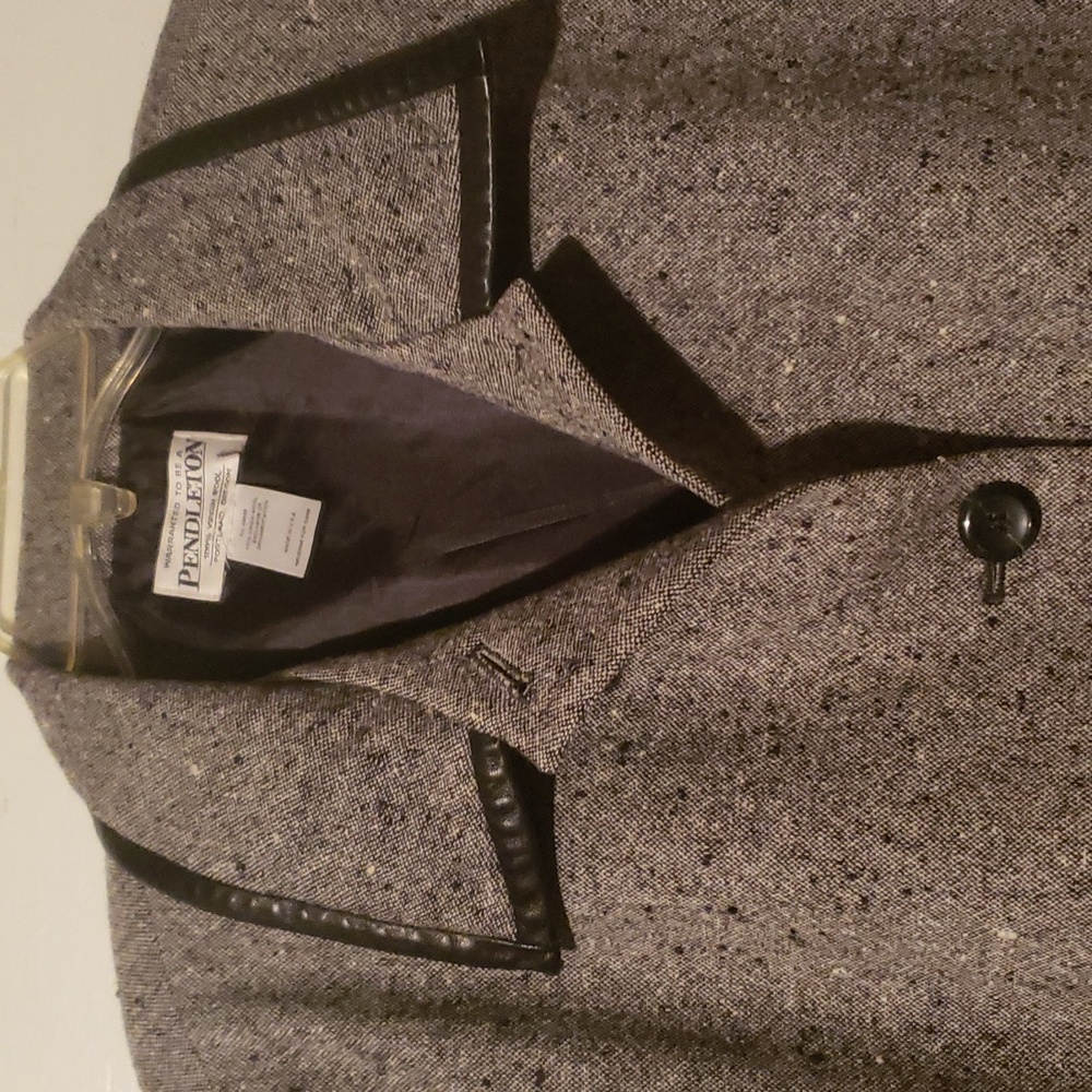 Pendleton Blazer - image 2